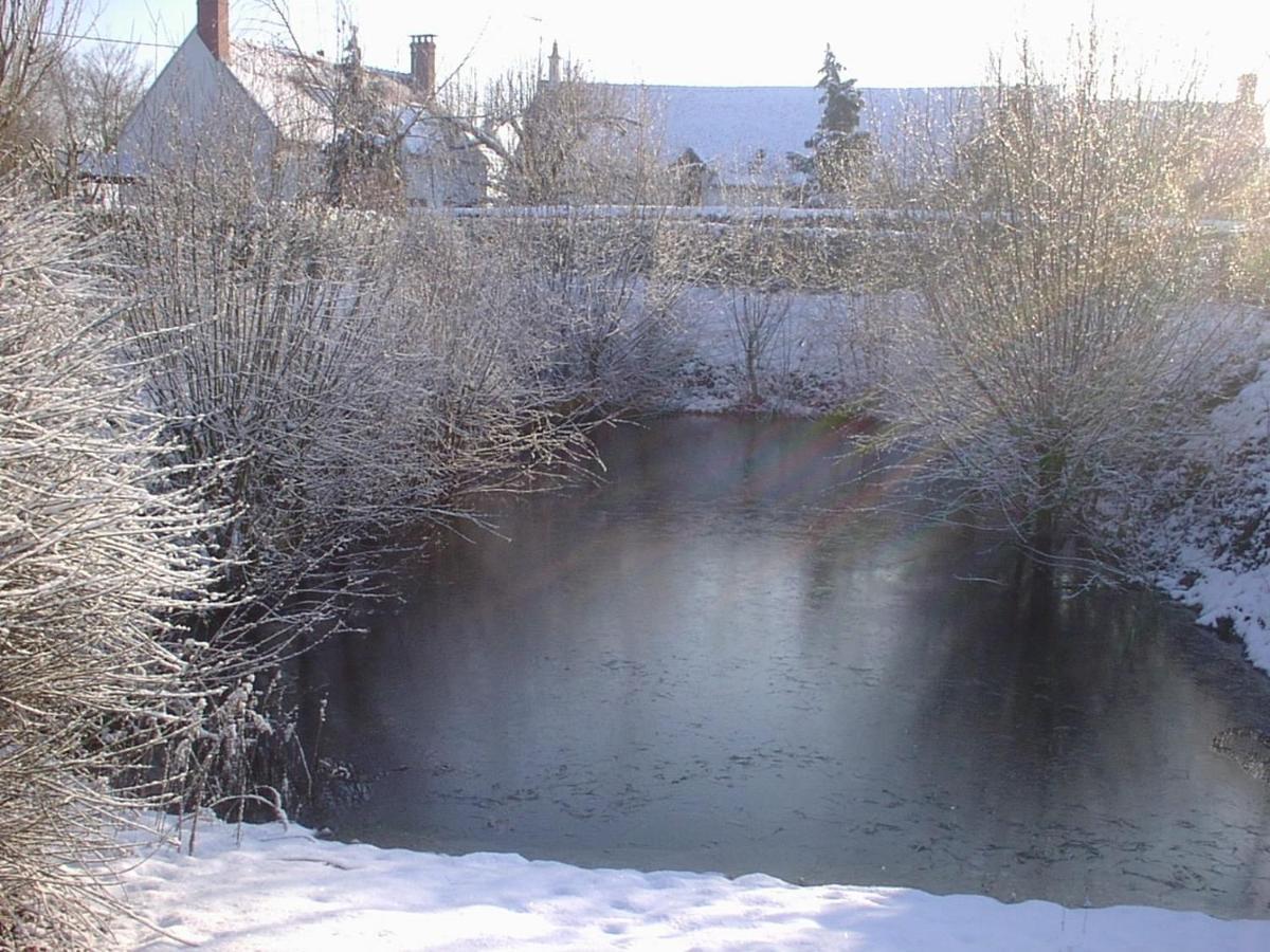 Chabris La Pause - Val De Loire Bed & Breakfast エクステリア 写真
